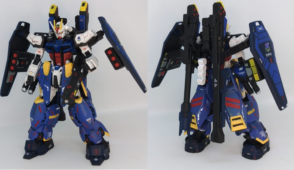 バスターストライカー装備全体 GAT-X103バスターの装備を一つに纏めたストライカーでサブジェネレータの大型化、大型バッテリー、追加バッテリー等装備しているため本体のエネルギーを使用することなく砲撃できる。のちにライブラリアン製で同じくバスターストライカーが製造されるが、同名、同コンセプトであって同じ物ではない。