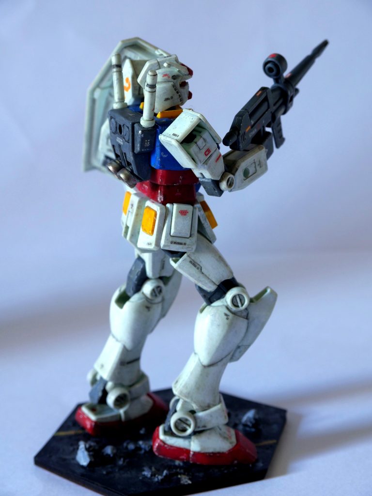 なんかね。ポーズ撮りって難しいですね。人間撮ってるときはきにならんですけど…