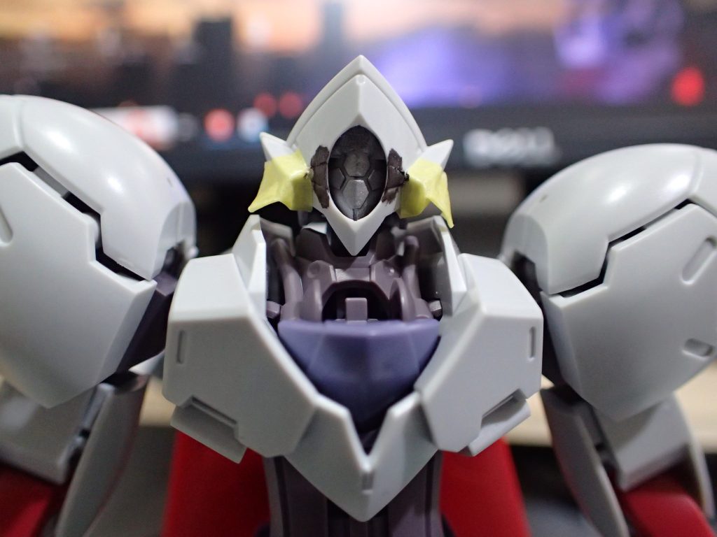 頭部を改造しました。あいつの顔は覗いちゃいけないw