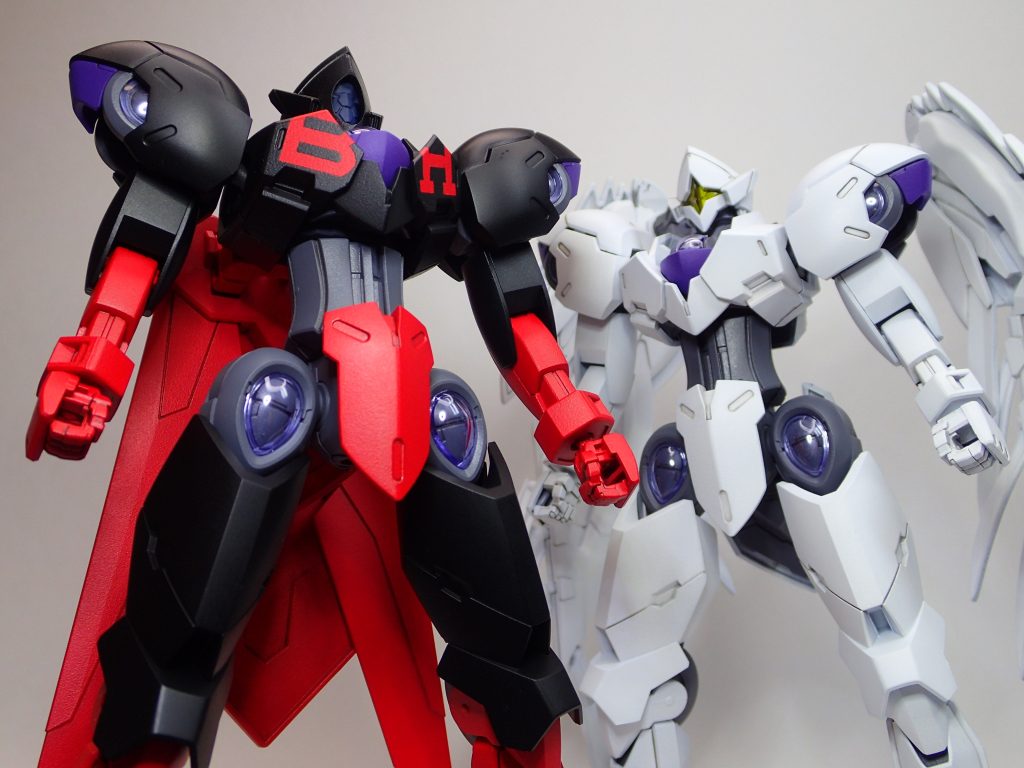 「よい子の諸君！ブラックホールの頭部が貫通していないのはおかしいと思っていないか？キミのいうことはもっともだが、キン肉マンが好きならば細かいことを気にしてはいけない！」