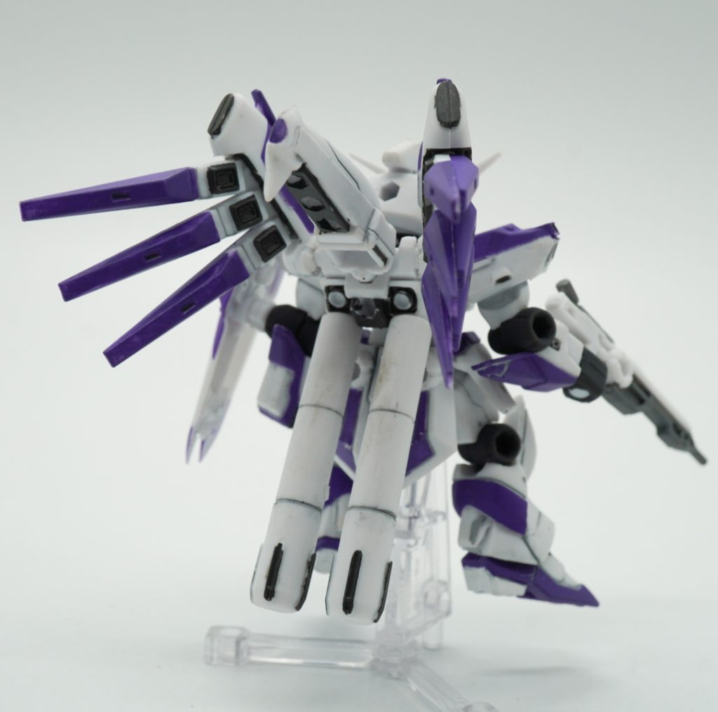 部分塗装には、水性ホビーカラーを使用。筆塗りで、はみ出したり箇所はマジックリンで拭き取りです。