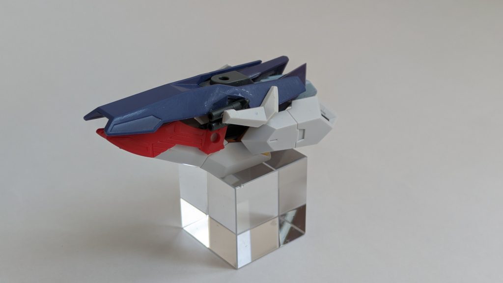 頭部見えませんが、ベースはアリオスの足首です