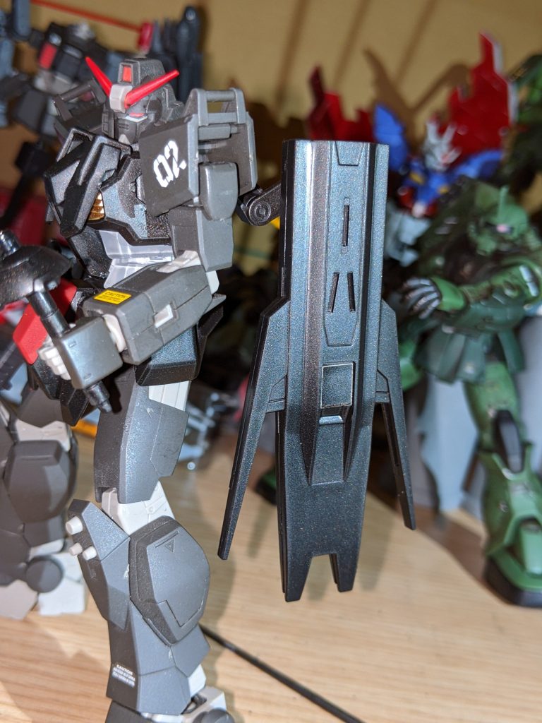 ザク「さぁ………来いよ!」陸改「………」