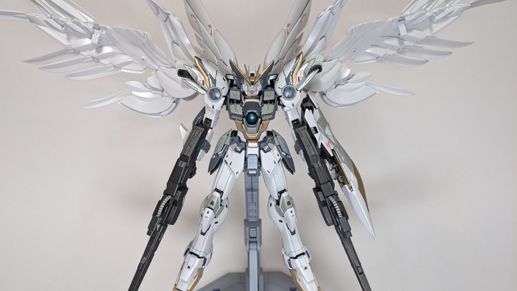 ウイングバインダーは本当に迫力ありますね！画角に収まらないw