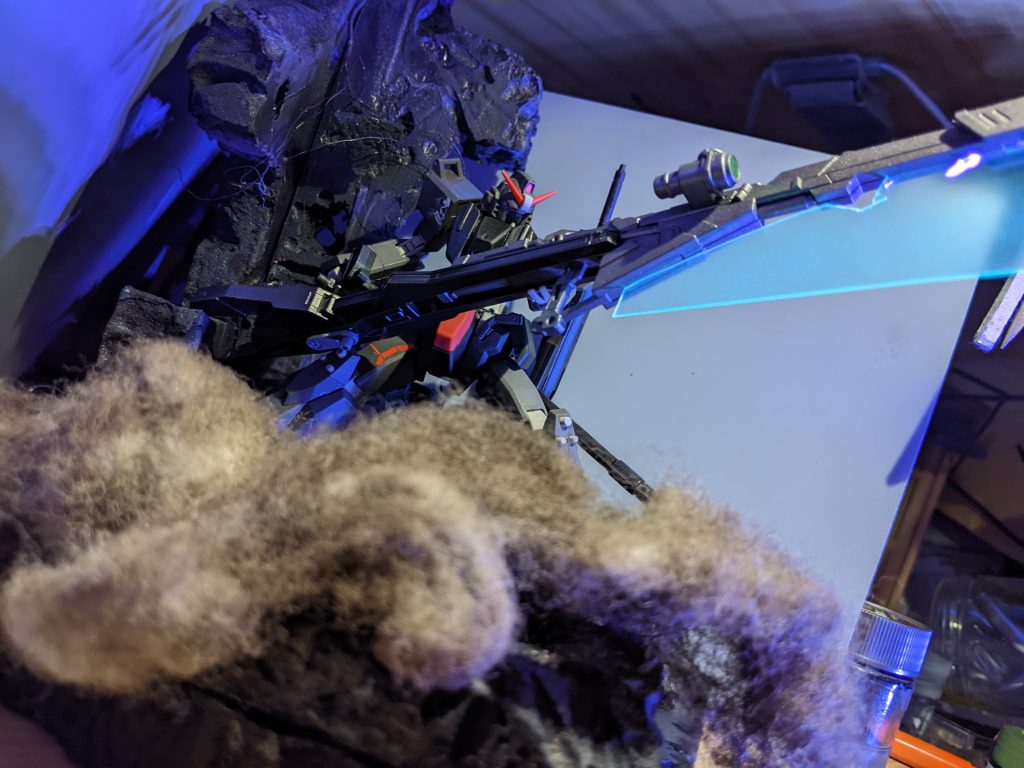 持ち替えればメガバスターロングソードに。エフェクトはプラ板で自作。