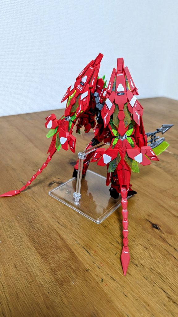 ユニコーンガンダム–3枚目/制作者：しおばにら