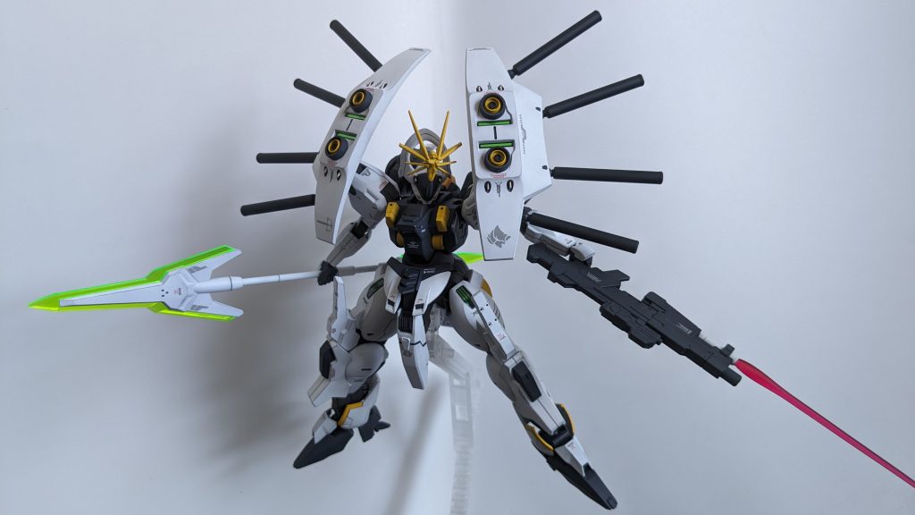 アンビカーを前面に展開して。ここから先へは行かせん!!パラス・アテネですねw