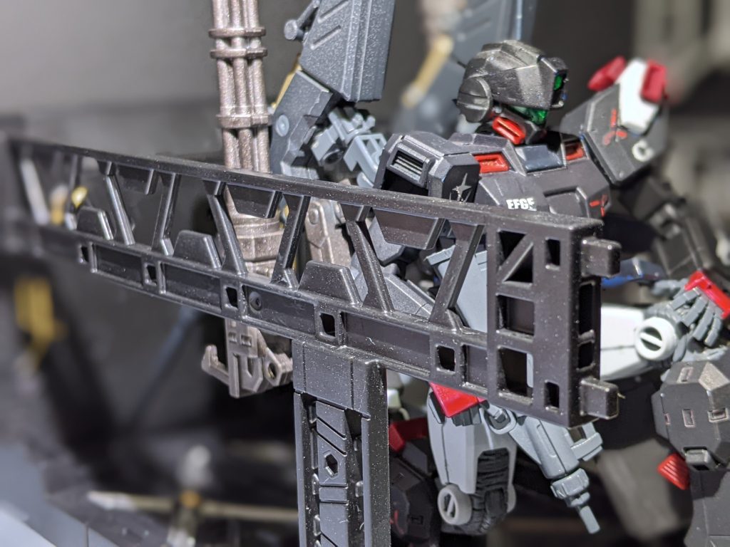 「武装ロック、残弾数良し、ジムスパイラル…出る！」