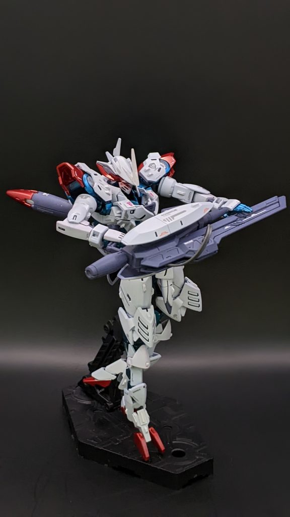 銃のような剣のような武器