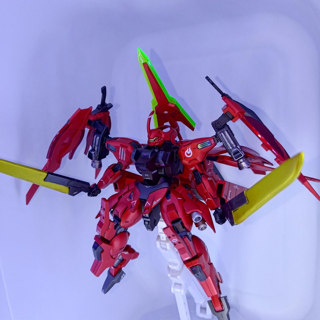 サバーニャのシールドビットを鞘にしてGNピストルビットをソードに変更