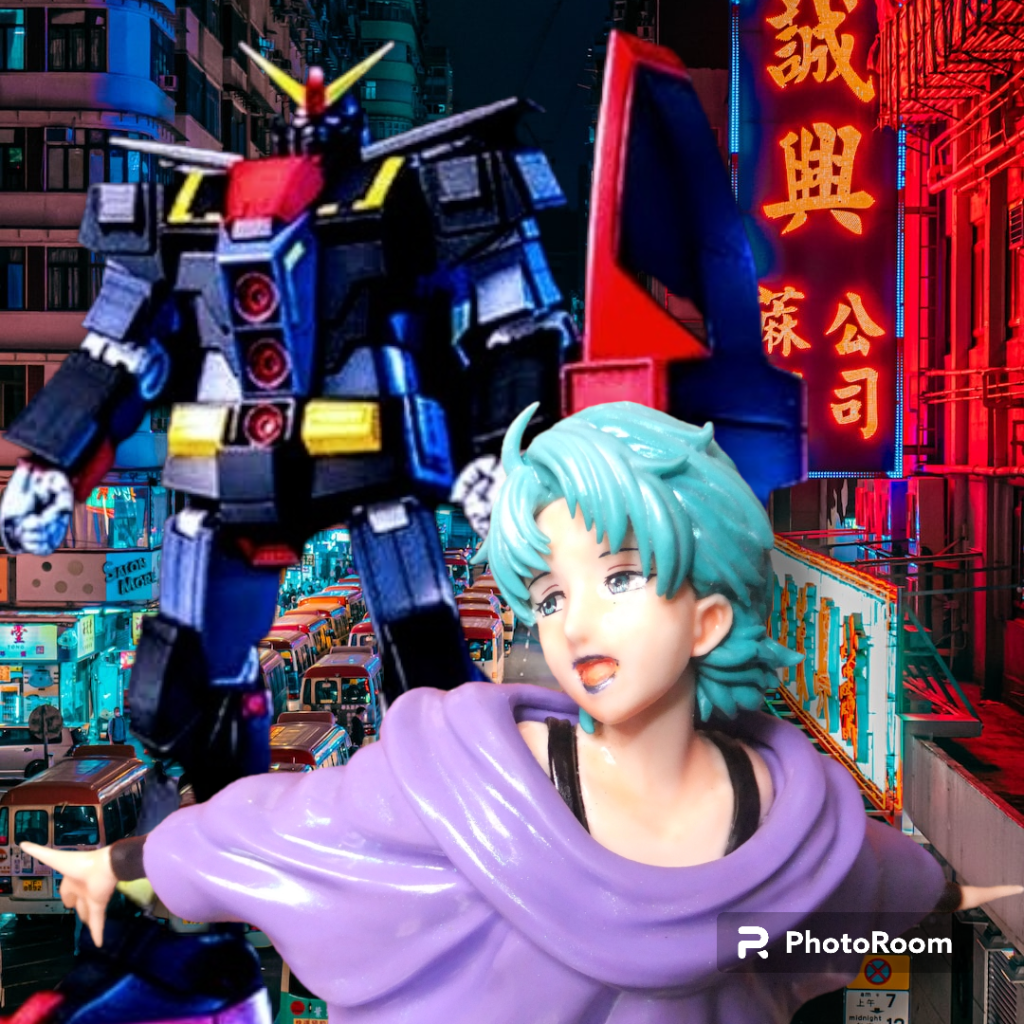 こちらは積んであったサイコなガンダムさんをやっつけパチ組!この絵面が欲しいだけに製作しました(ある意味贅沢な背景要員デス😅)