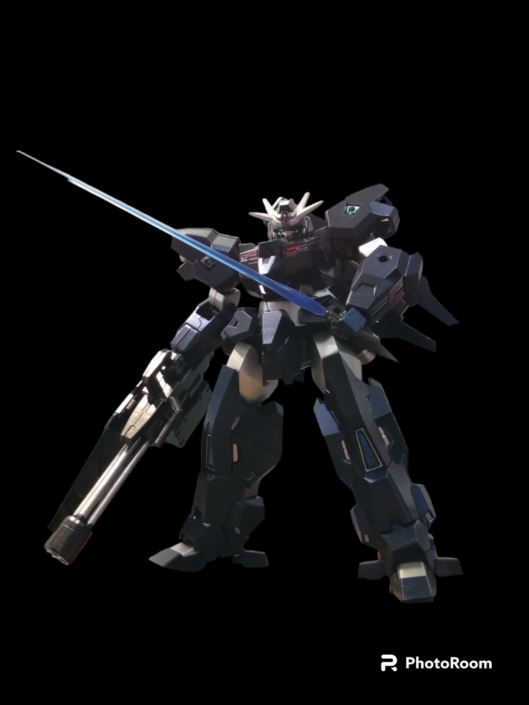 黒背景で。最初はおやじさんの最近の作品の影響でメタリックグリーンの筆塗りから始めましたが、今後の制作プランを考え?ブラックでいこうとブラック筆塗りにしました。この時点では真っ黒イメージでした。その後今後のプランがまた少し明確になってきた為これはこれで完成にしようと思いました。