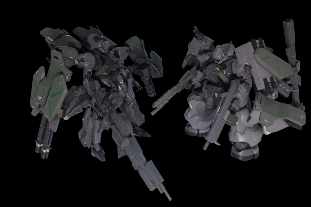 最後に前回作成したディランザと合わせて。カラーリングとパーツが共通なので同じ部隊に所属してそうな感じがして良いと思います！ここまで見ていただきありがとうございました！