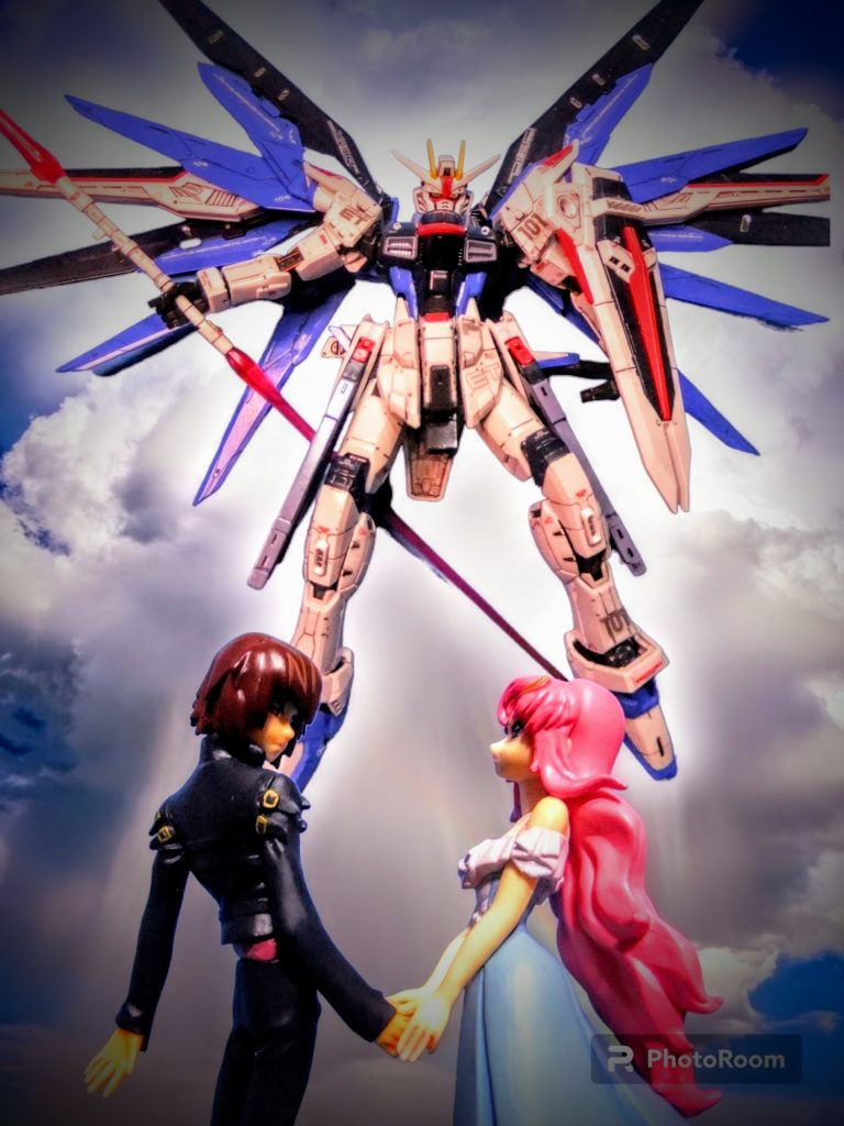 こちらはメイン画像の別Verです。手前のキラとラクスは食玩フィギュアのリペイント品です😁最後迄お付き合い頂きましてありがとうございました。　　　　　　　　　　　m(_ _)m