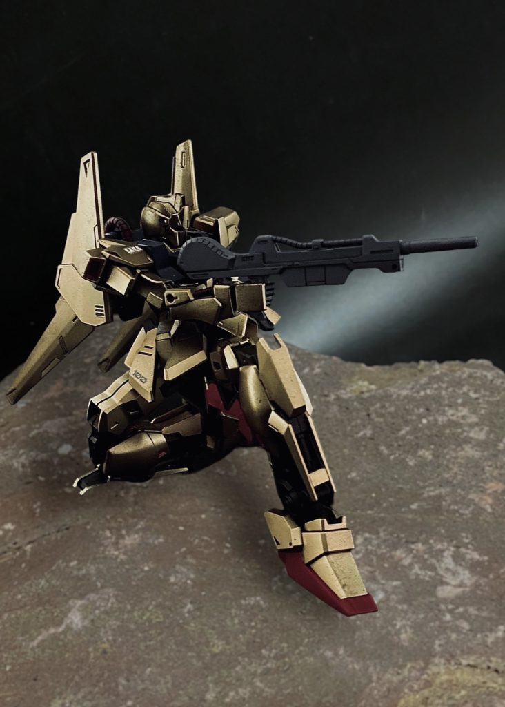 revive版は本当によく動きます。もっと白金っぽい塗装でもう一度作ってみたいですね。