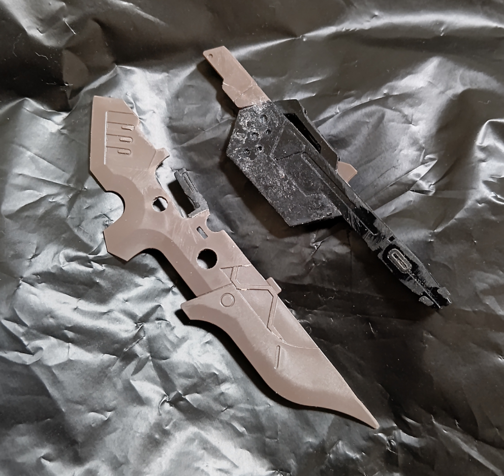 トリケロス改についてネクスエッジスタイル版天ミナやメタルビルド版天ミナを参考に分離出来るように切り離しました