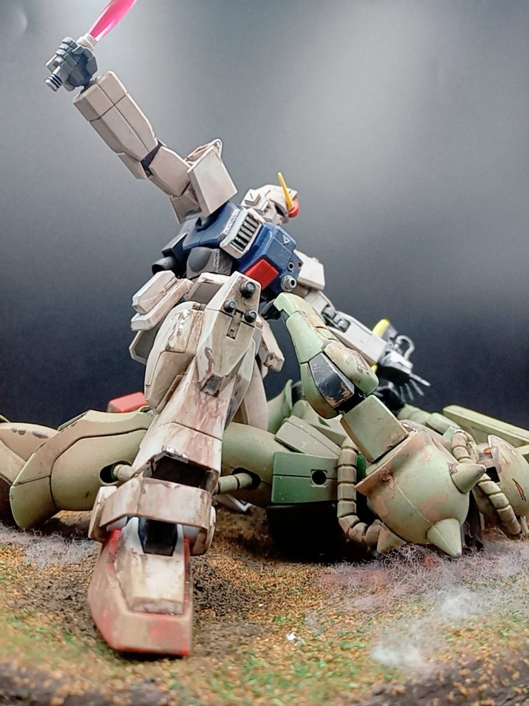 08小隊ならではの泥汚れや赤錆、キズなどウェザリングを施したので更にリアルに仕上がりました。