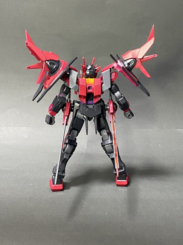 うーんウィングもダークマターブースターもないほうがかっこいい気がする。