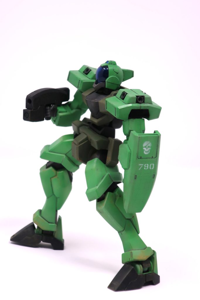 盾には点々をつけています。