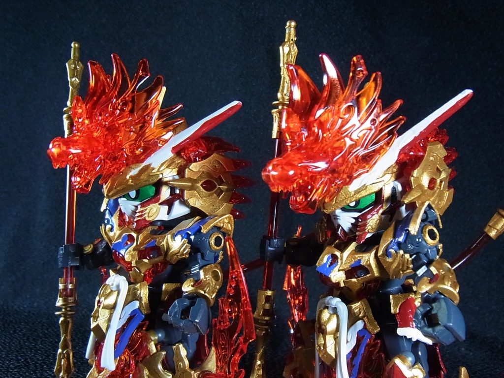 悟空は、単品と全く同じものが入っているので、2機目を作ることになりました。1機目の悟空を見ながら色分けしたので比較的早く完成しました。それと2機目は1機目より綺麗に塗れました。多少は上達したかもです(笑)正直、SDWH01番の単品があれば、DXパーツだけでもいいのではと思いましたが、沙悟浄と猪八戒シルエットで並べたり、合体ビフォーアフターで並べたりできるので、遊んでいると2機あってもいいなと思いました。でも作るの大変(-_-)