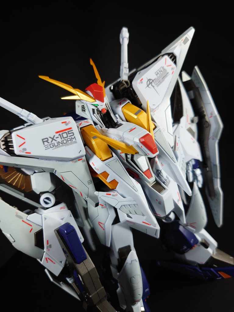 RG風 Ξガンダム–3枚目/制作者：岩岸 杞京