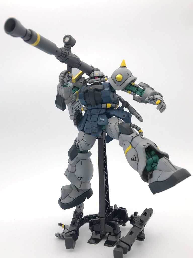 これを購入した頃はガンプラはMGしか作らない、果てしないHGには手を出さないと自主縛りがあったので、カスタム塗装などを気楽に組んで楽しむことができなかったため、縛り逃れの言い訳購入でした。