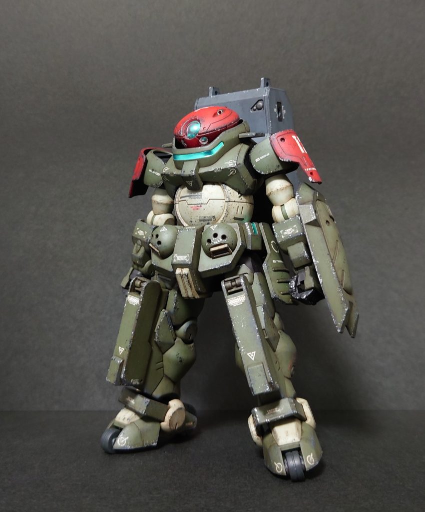 ウェザリングカラーのグランドブラウンをメインに汚しを入れました。グランドブラウン→スポンジチッピング(フラットアルミ、ジャーマングレー)→ウェザリングマスター(スス)と言った手順だったと(¯꒳¯٥)