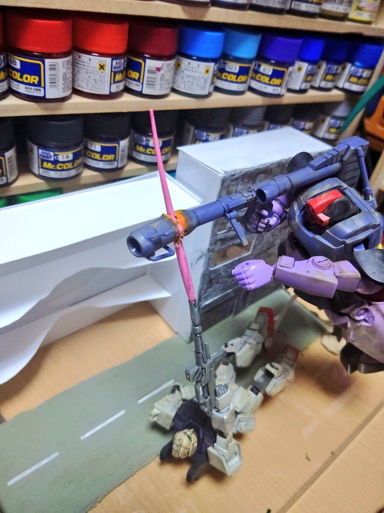 当初はジム頭シーンのはずだったが廃墟ビル上手くいかず断念し今に至る