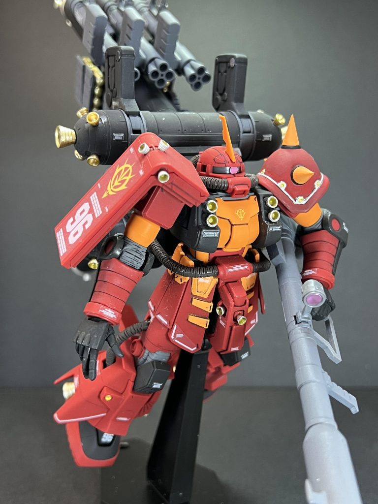 スパイクとスカートアーマーのオレンジはシタデルカラー レイヤー Fire Dragon Bright（ファイア・ドラゴン・ブライト）の重ね塗り。