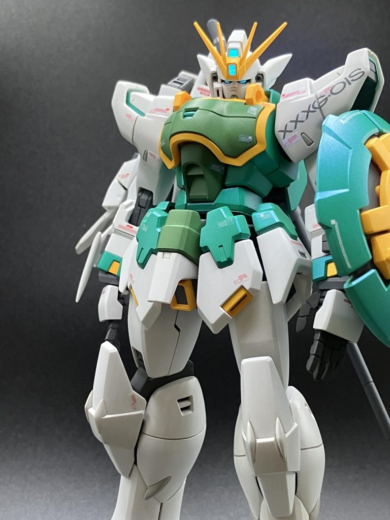 （バラしたまま長い間放置しておいてナンですが、）塗装の面においても完成後の動きの安定度の良さ等、サクサクと組み易いキットだなと思いました。いつか主要５機揃えて並べてみたい