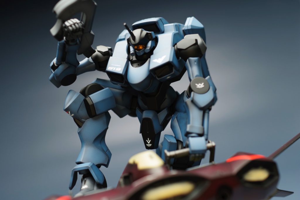 ポーズ1機体をブルーにしたのは、ティックバランをドダイ風味にしたかかったからでした。