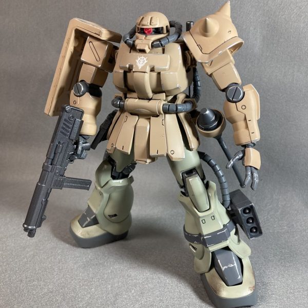 ザクⅡ F2型　ジオン残党軍アフリカ戦線仕様