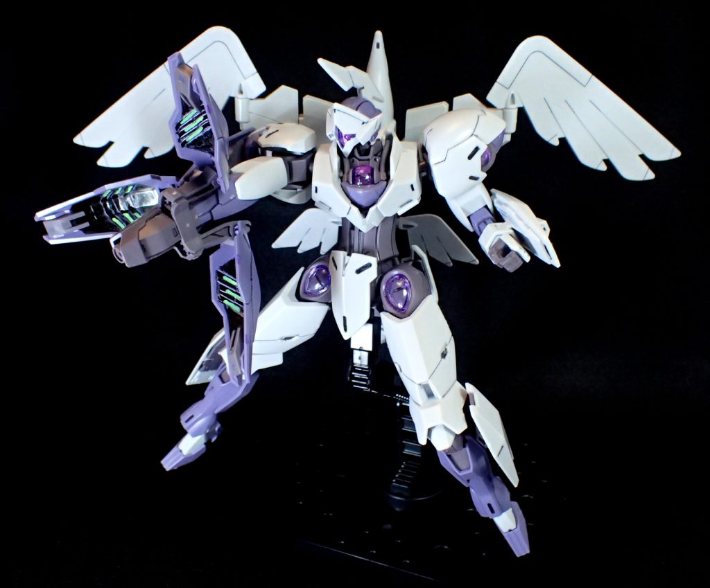 汎用性の低下と言われながらも十分な攻防力を備えたビームブレイサーは健在。加えて、ポータント中心部と可動する翼を活用し、単体で円形のアンチドート影響エリアを作り出すことに成功。