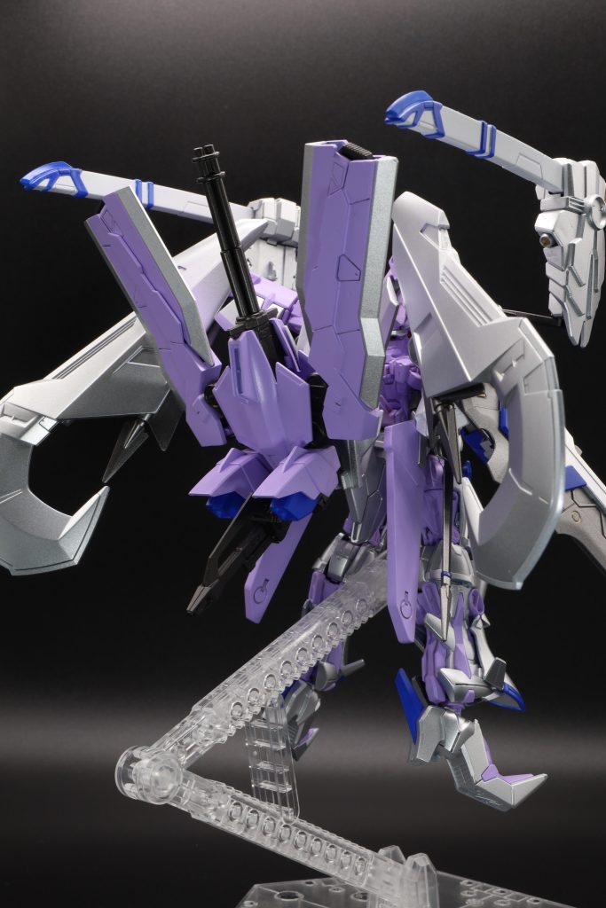 バックショット。天ミナとブルーフレームの混合です。ごちゃごちゃ系です。