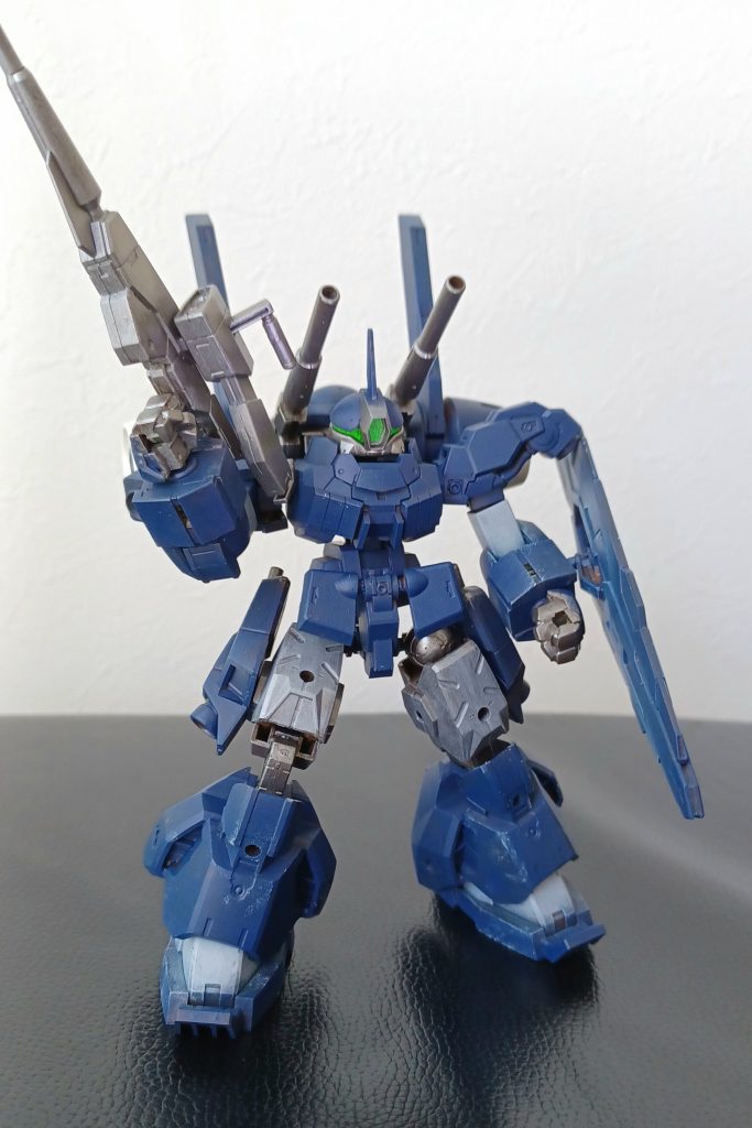 デミトレ足は細身なので太目な30MMのものに変更してます