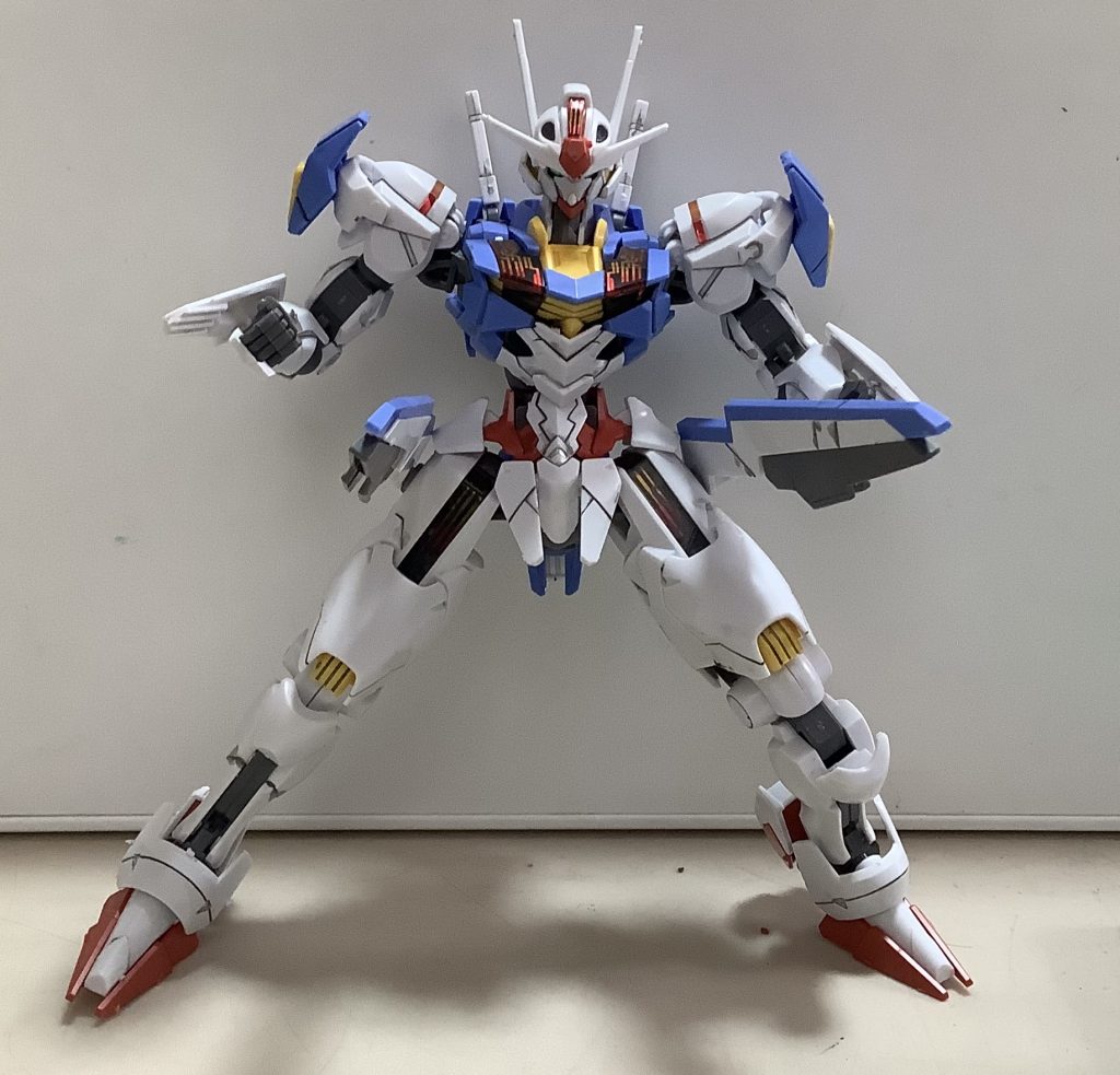 おまけそういえばキャリバーン発売されましたね。発売日が7/15日で誕生日は7/17日なので頑張って買おうかな〜なんて思ったりしてます。買えなければ『MG RX-78-2 ガンダム ver.3.0』にするので完成したら投稿しようかと思います。2回目のMG、果たしてどこも壊れずに完成させられるのか…(ちなみに写真は組み替えてストフリのフルバーストポーズ再現ver.です)