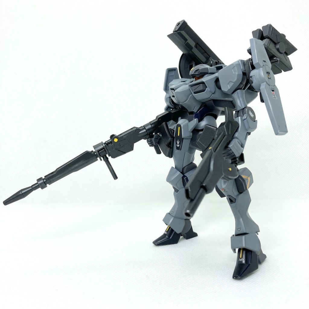 ミキシング箇所は・肩にグレイズのブースターユニット・右手武器にデミトレのロングライフル・ビームキャノン横にセンサーユニット(ハインドリーの盾)