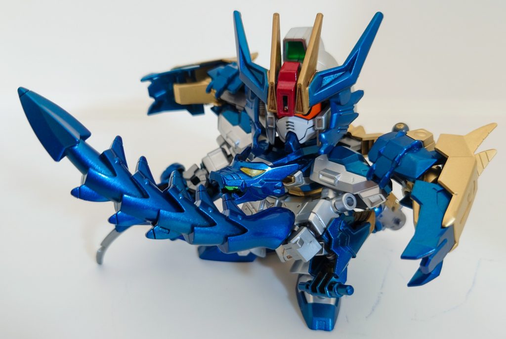 近接戦闘用に持たせてみました。