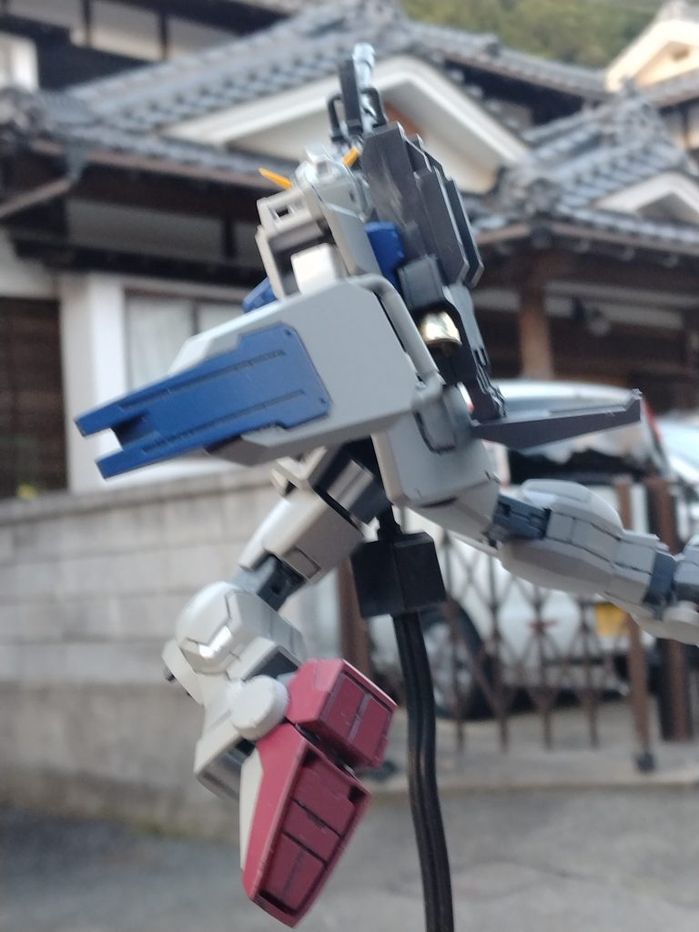 日本型ガンダム–4枚目/制作者：友情ピエール