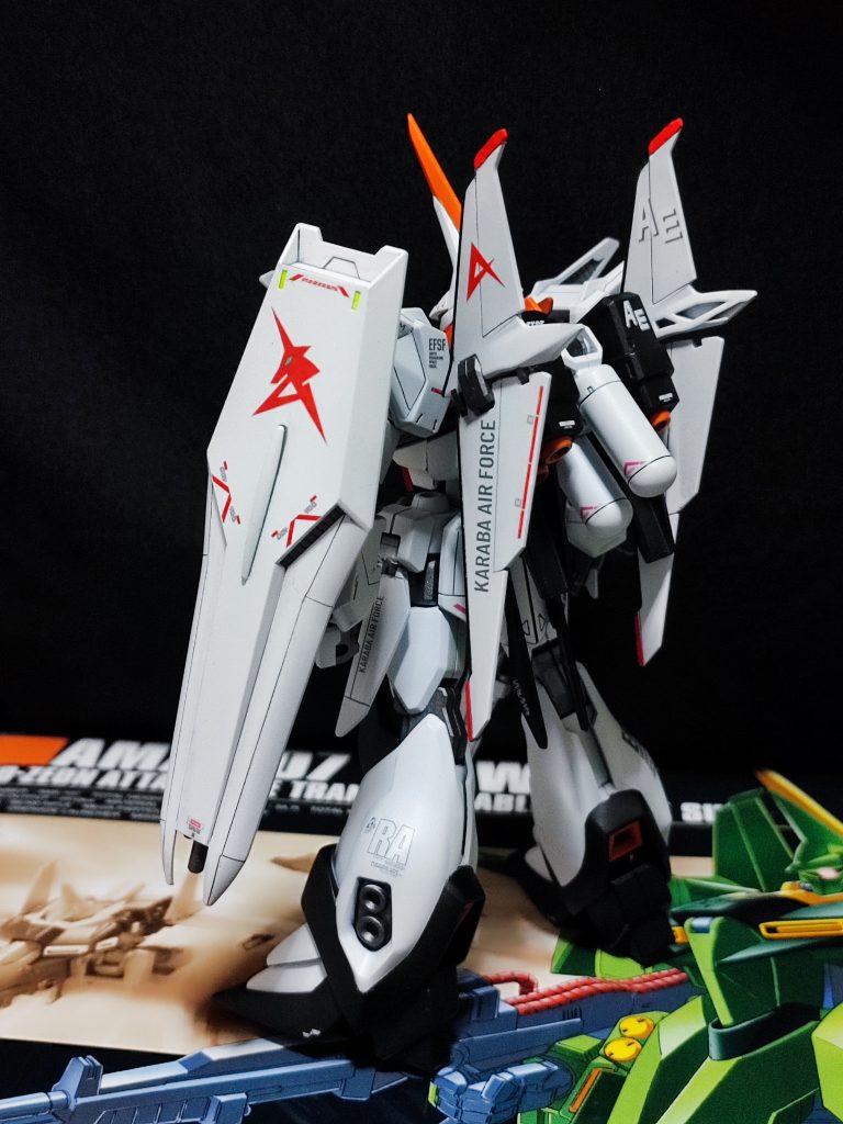 EGνガンダムのシールド拝借笑 