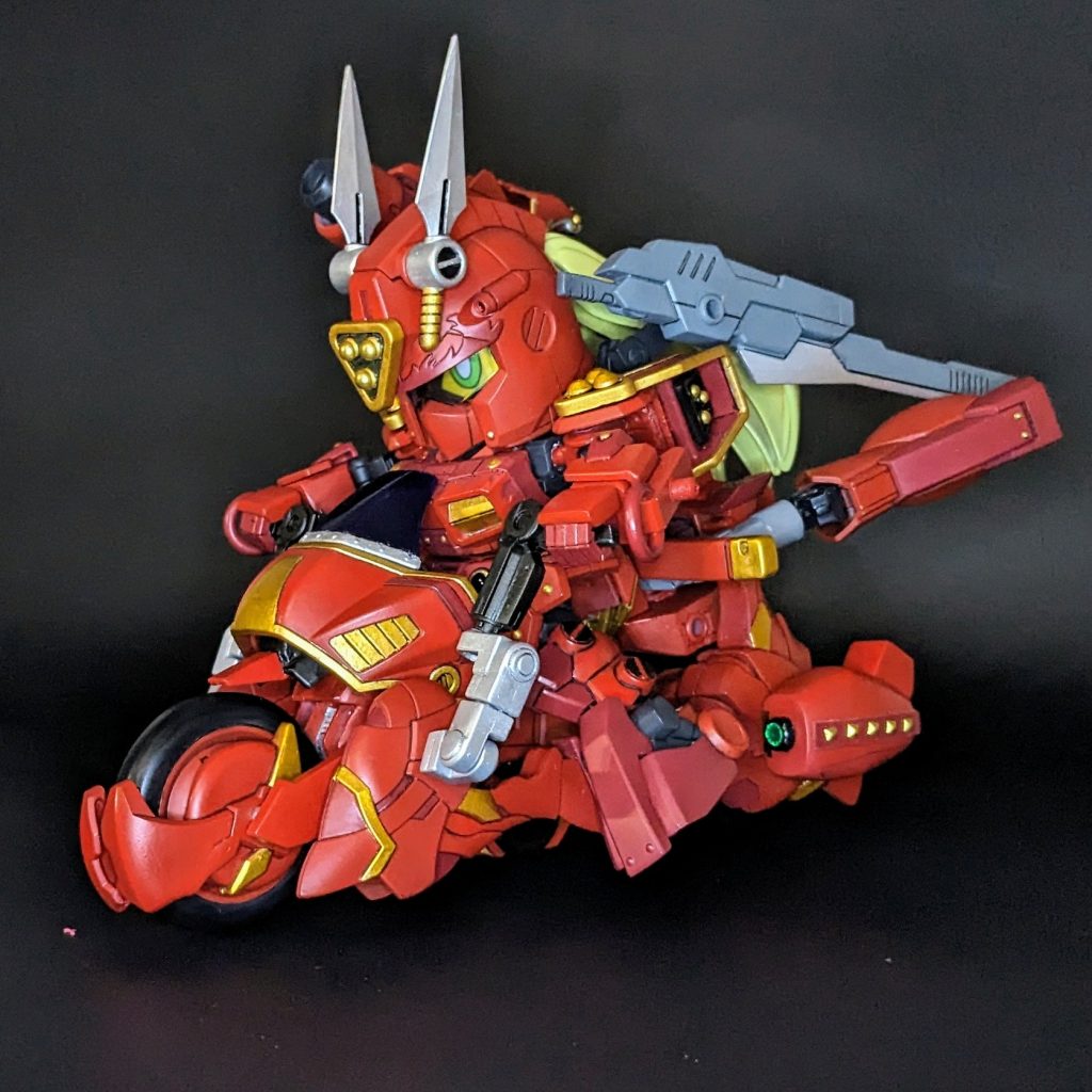 ハンドルの形状をどうするか悩みました。