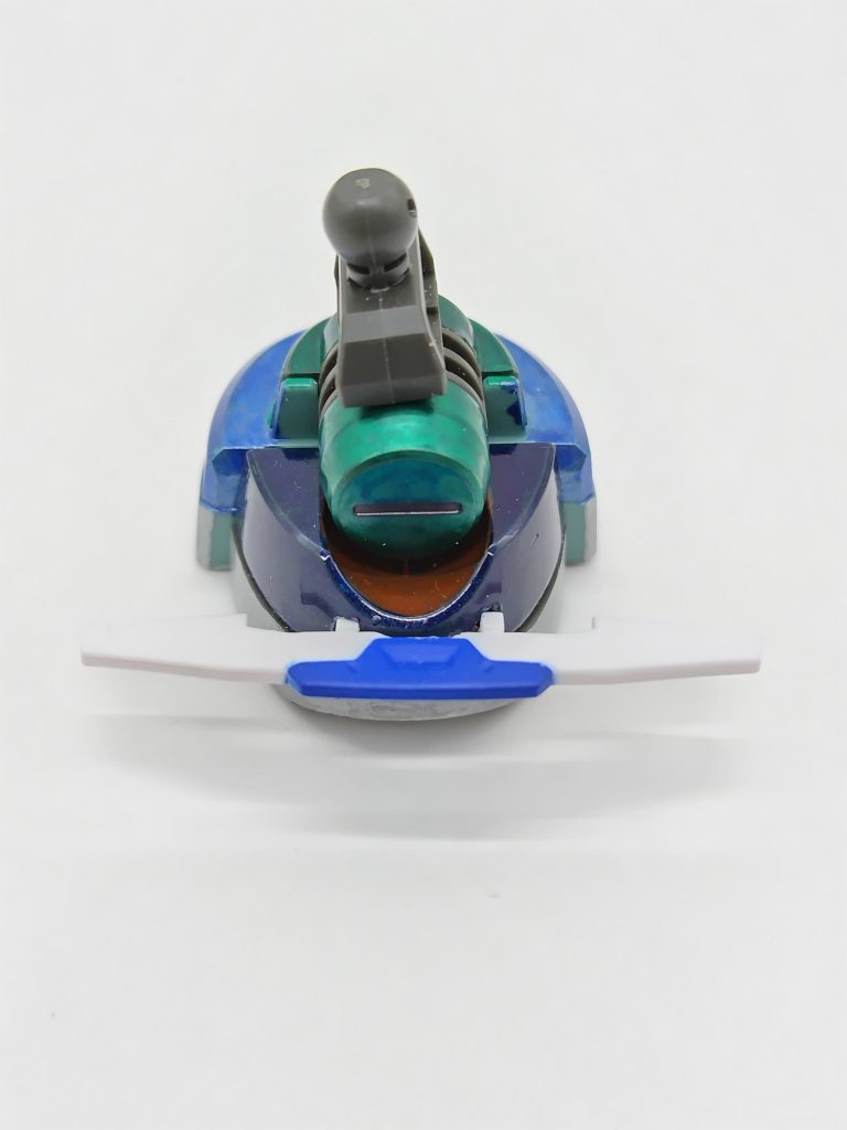 つま先部のフットナイフの状態。