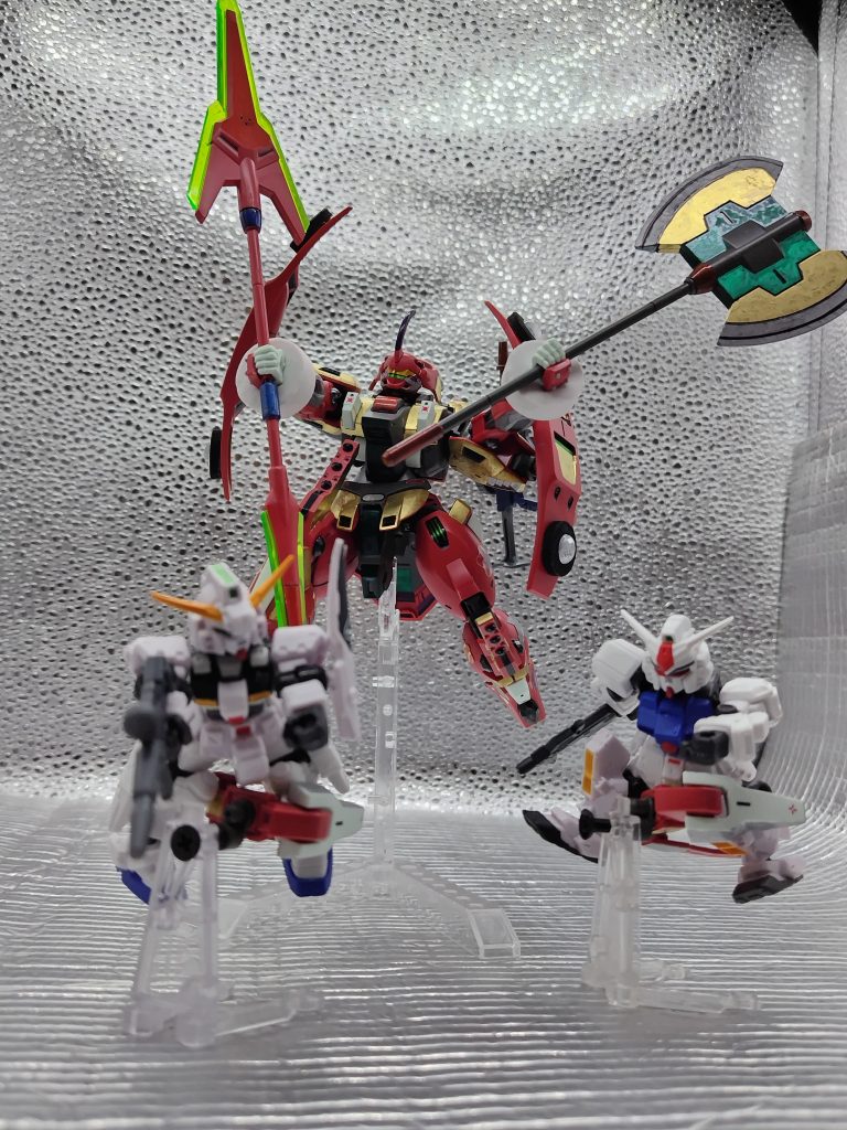 シャクルクロウでガンダムを拘束しました、願望ですけど。