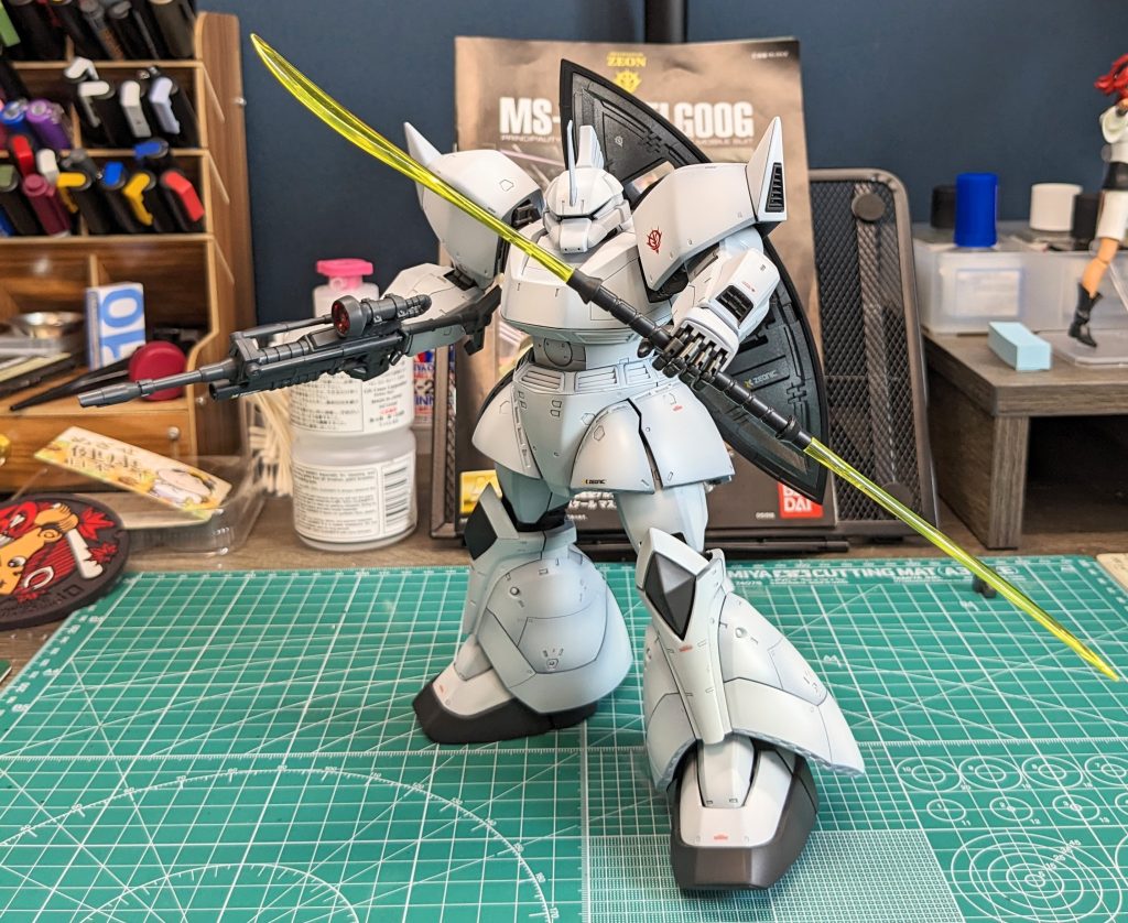 ナギナタ。ビーム刃はランナーから切り出したそのままです。