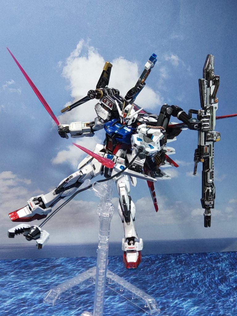 ロケットアンカー「パンツァーアイゼン」を射出色味を統一したのは良いが、アクセントも無くなったので若干目立たないのが難点後で、赤くすれば良かったと気付いた