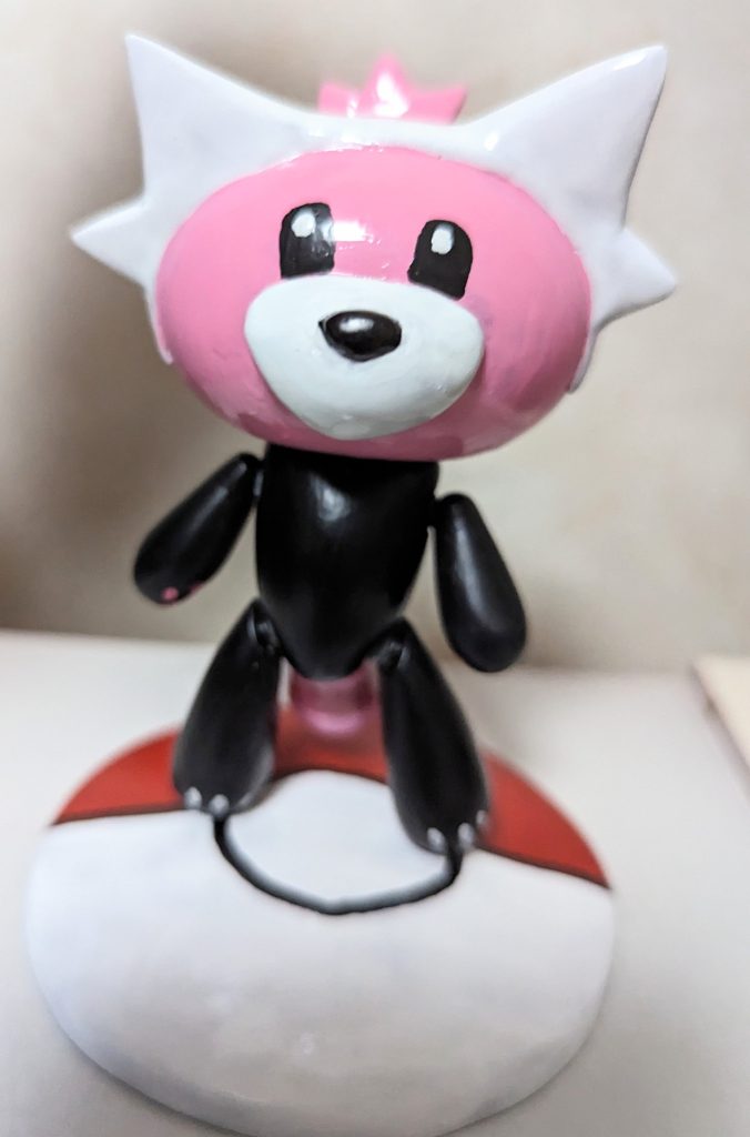 土台のモンスターボールは、元はプチッガイ付属のスタンドです。磁石を仕込んで自立させてみたーいとやってみて、作成中は良かったんですが完成したら自立しなくなりました。まあ頭が重いし尻尾もあってバランス悪いから……。
