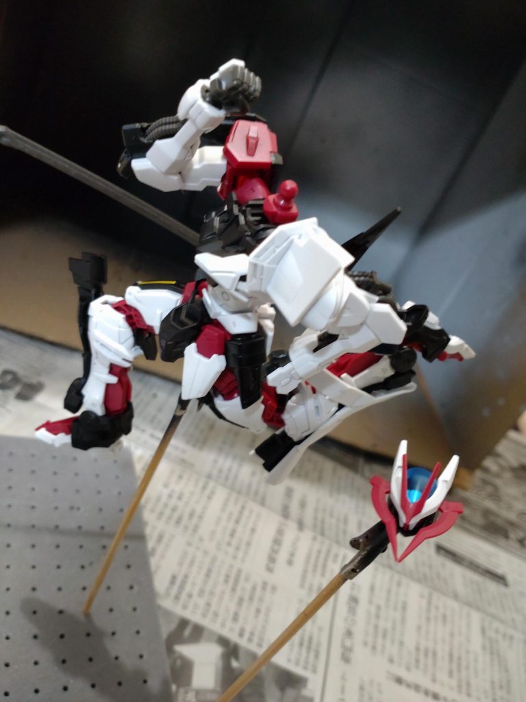 どうしても製作工程の写真を取り忘れます。はっちゃけてるわけではないです。トップコート二回目です。