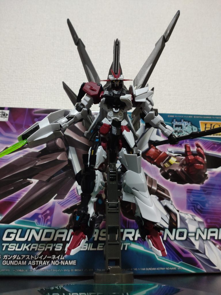 Xコネクト。デカイ……バルバトス付属の太刀を持たせてもなかなかに様になってました。