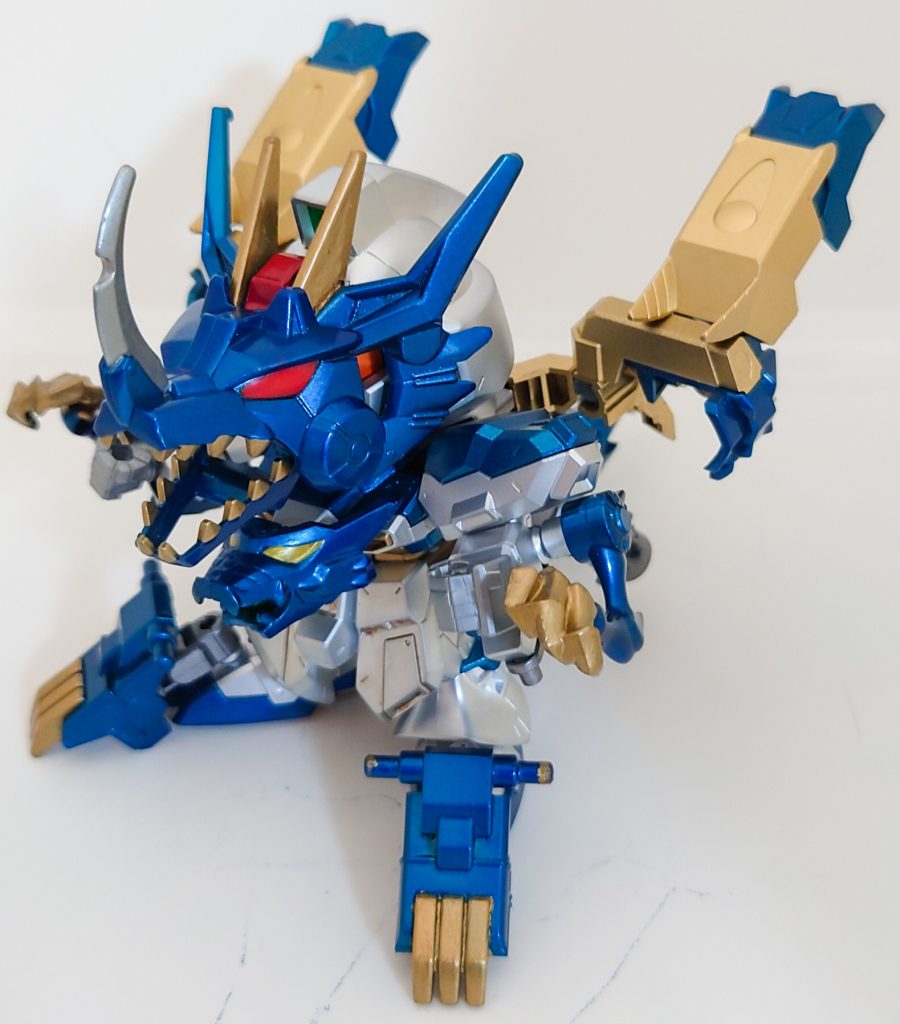 聖獣モード『青龍の姿』今回もバッチリ可変機に仕上げてあります。