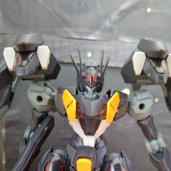 HG ガンダムファラクト